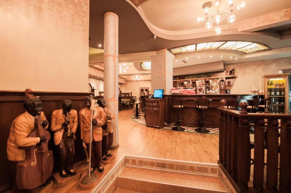 Hotel Central Свиленград Екстериор снимка